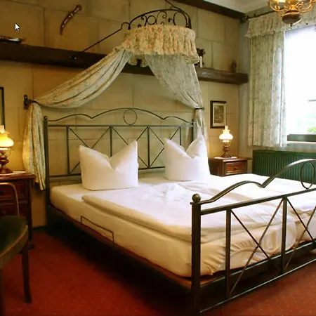 فندق Guldenhof 3*