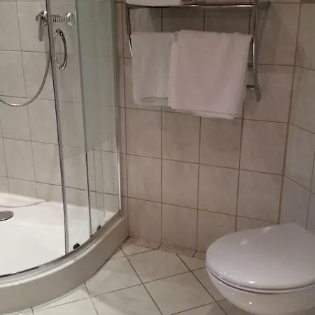 Guldenhof فندق 3*