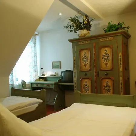 Guldenhof 3* Halle (Saale)